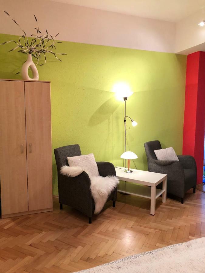 Apartman Orchidej U Vridla カルロヴィ・ヴァリ エクステリア 写真